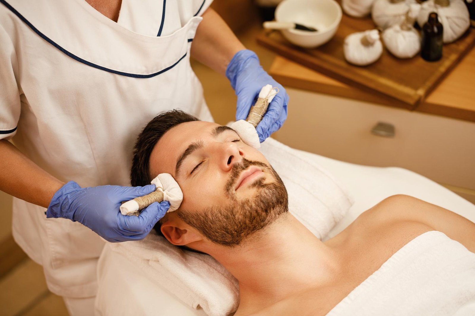 How to Choose the Right Beauty Treatment for Men Skin