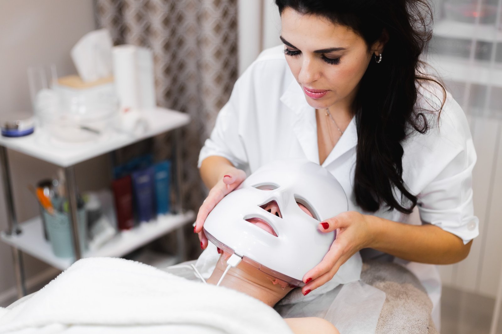 Beauty Treatments vs. Skincare: What’s Best for You?